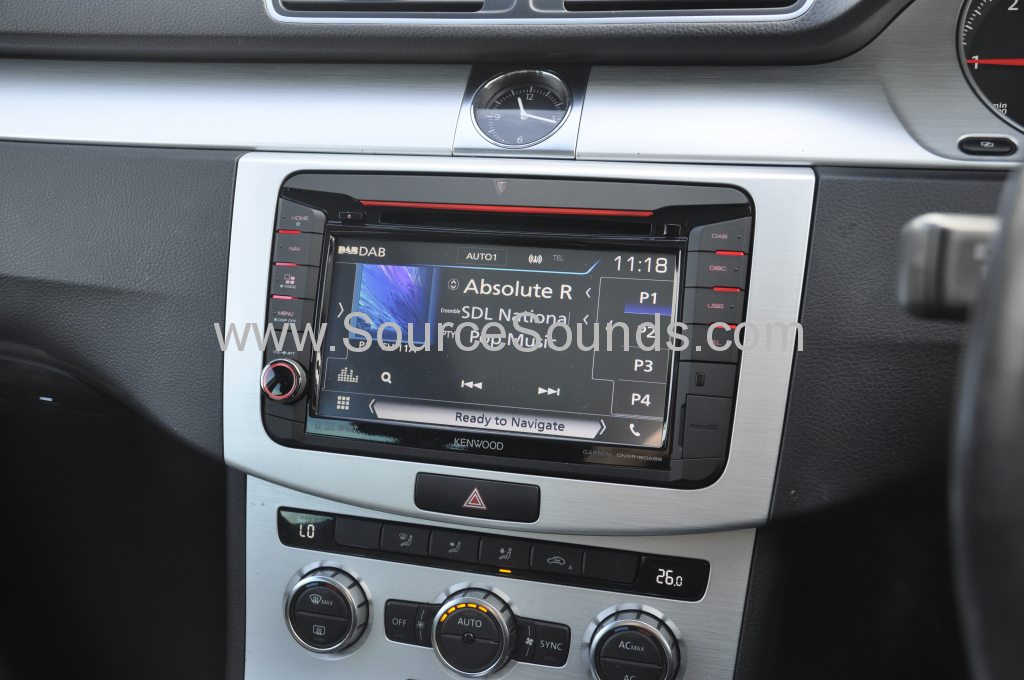 VW Passat 2012 kenwood OE screen 006