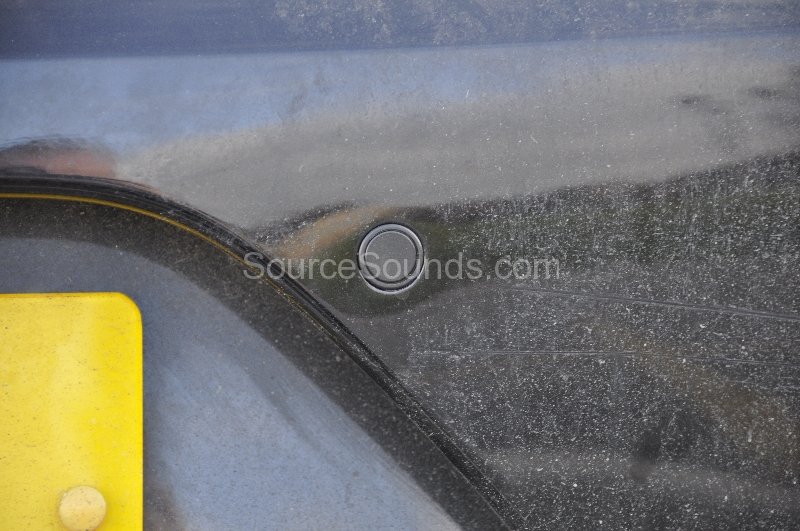 vw-scirocco-2010-rear-parking-sensors-006