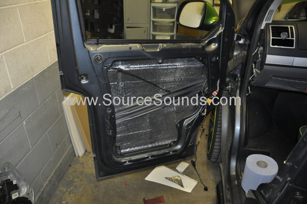 VW T5 2007 sound proofing 002