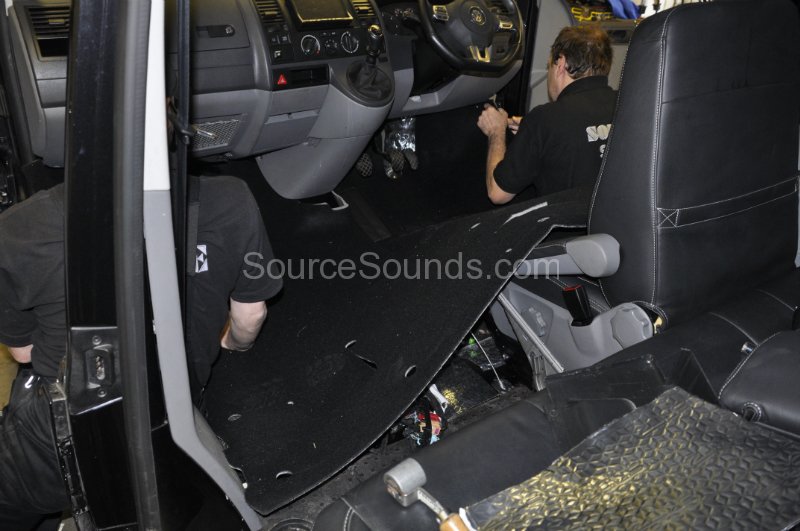 vw-t5-2009-sound-deadening-floor-011