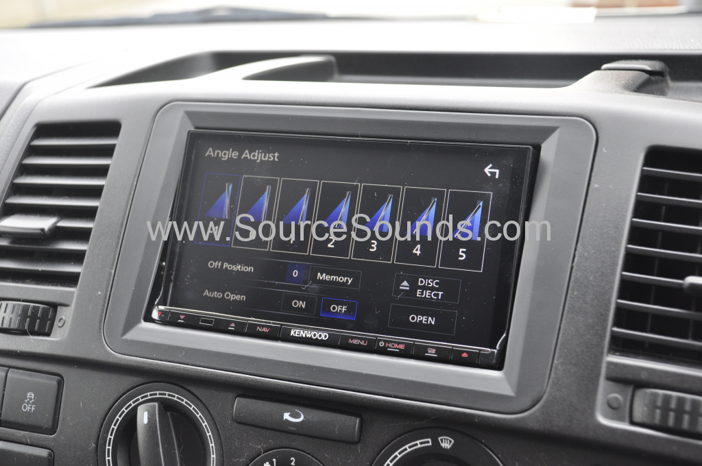 VW T5 2012 DAB screen upgrade 003