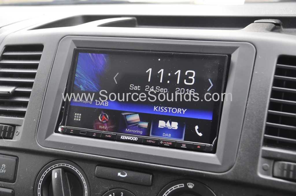 VW T5 2012 DAB screen upgrade 004