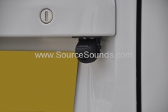 VW T5 2012 DAB screen upgrade 009