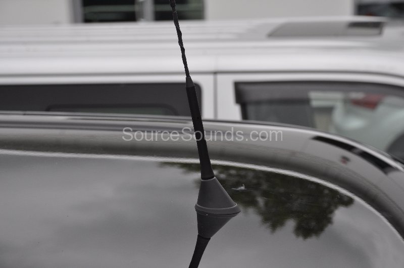 vw-t5-2013-dab-aerial-upgrade-006 vw-t5-2013-dab-aerial-upgrade-006