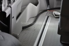 vw-t5-california-2013-240v-system-005