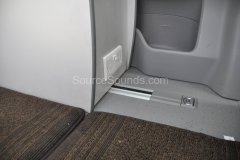 vw-t5-california-2013-240v-system-006