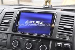 VW Transporter T5 2012 DAB upgrade 003