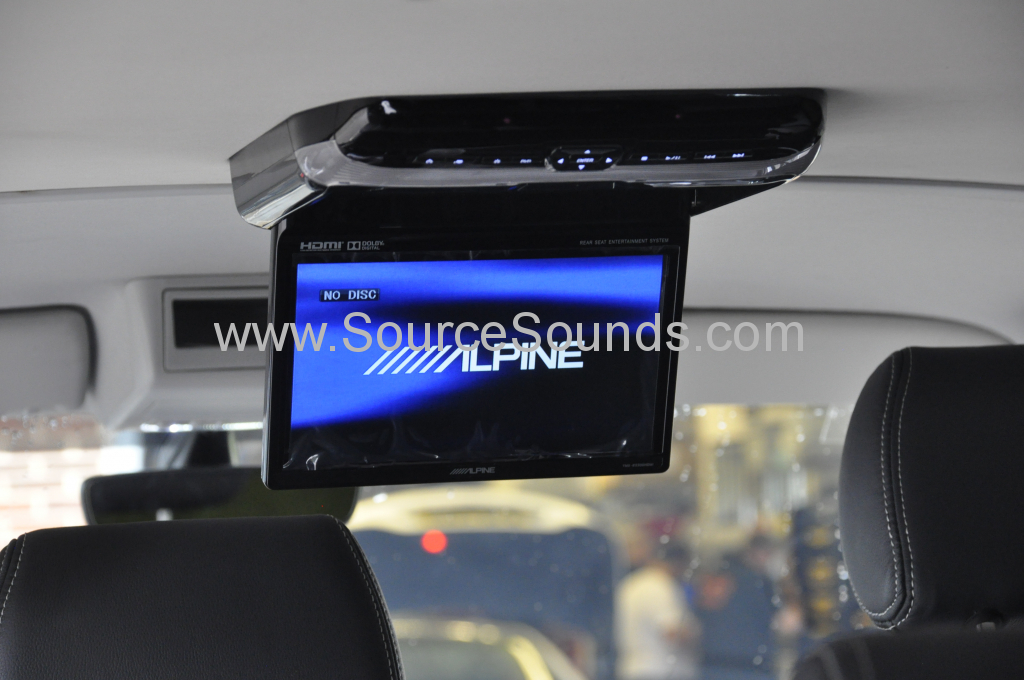 VW Transporter T6 2015 Alpine DVD roof screen 004