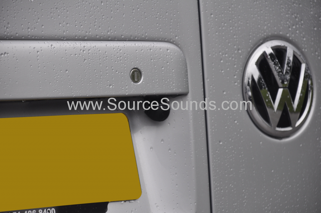 VW Transporter T6 2015 reverse cam upgrade 004