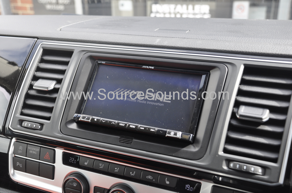 VW T6 2017 Alpine dab screen upgrade 004