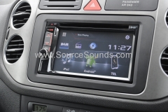 VW Tiguan 2009 DAB upgrade with OEM parking 005