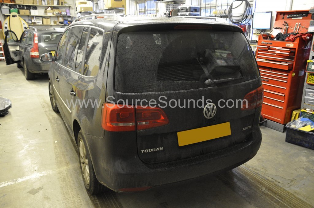 VW Touran 2011 bluetooth upgrade 002