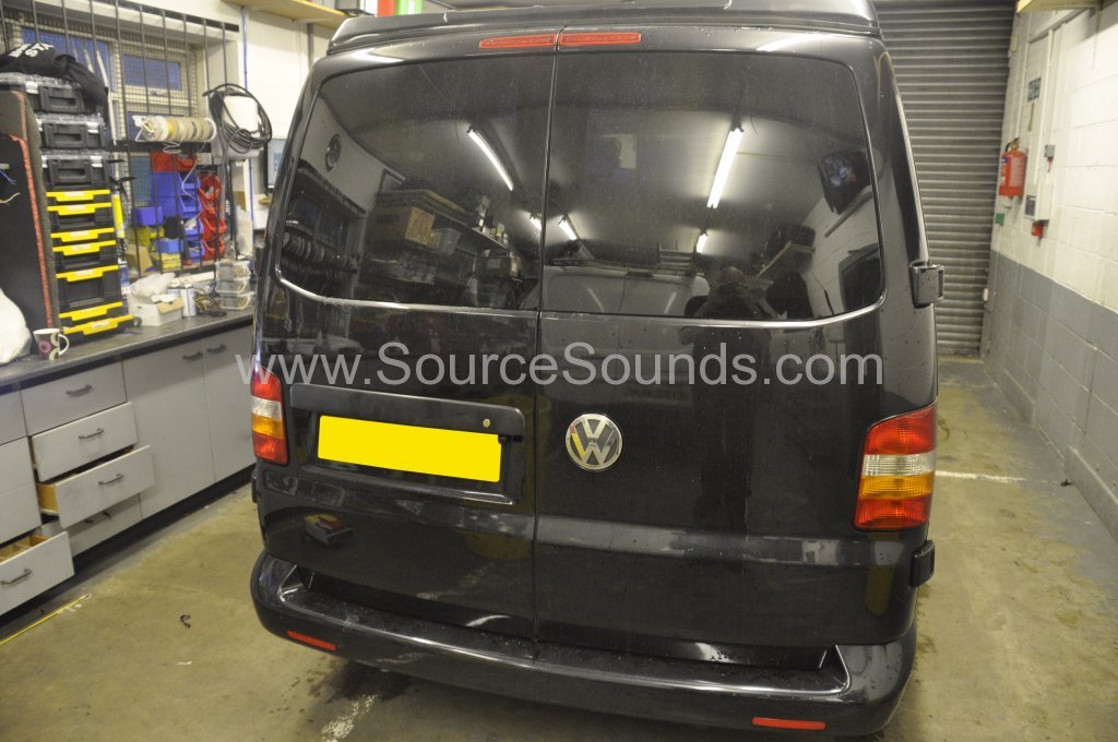 VW Transporter 2007 DAB Upgrade 002