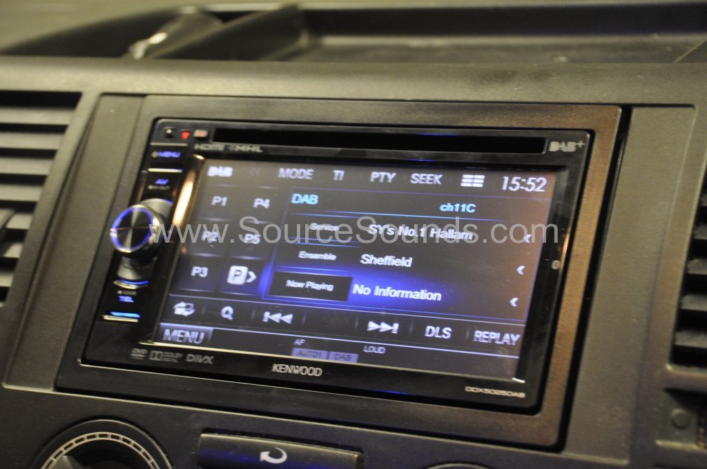 VW Transporter 2007 DAB Upgrade 004