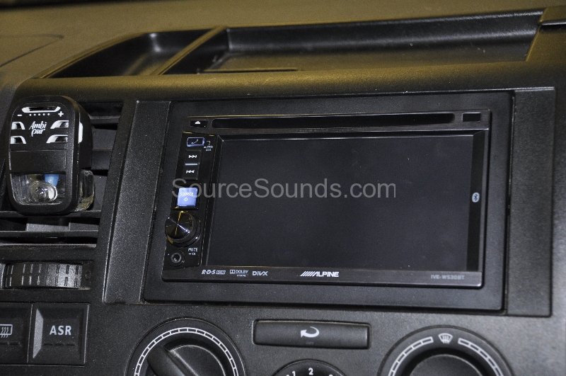 vw-t5-2004-stereo-upgrade-002