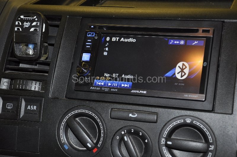 vw-t5-2004-stereo-upgrade-004