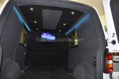 vw-transporter-2009-audio-video-upgrade-013