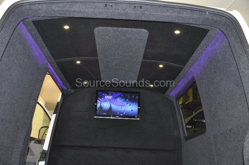 vw-transporter-2009-audio-video-upgrade-018