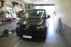 vw-transporter-t5-2012-screen-fit-001