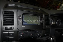 vw-transporter-t5-2012-screen-fit-003