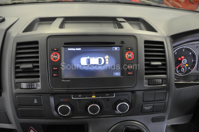 vw-transporter-t5-2012-screen-fit-005